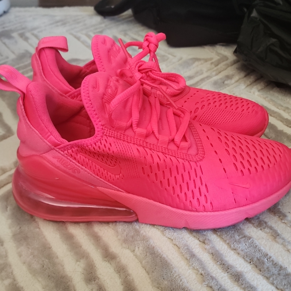 Nike 270  Athletic Sneakers